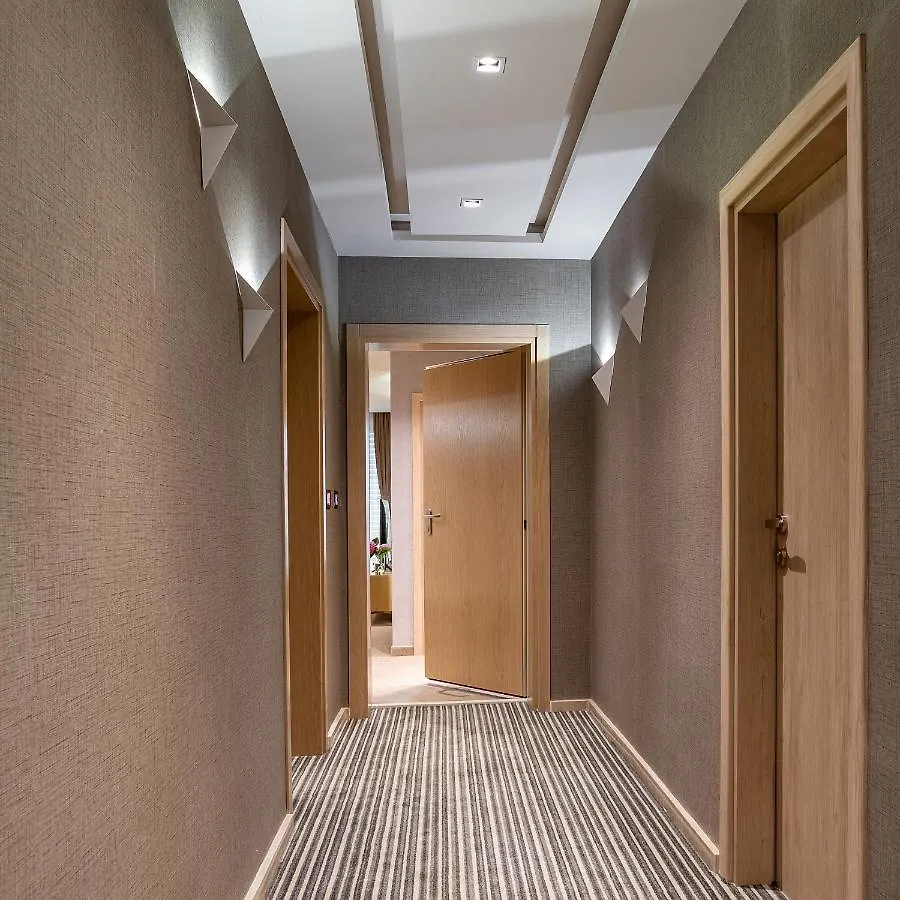 City Park Inn Apartment Cortona Plovdiv 0*,